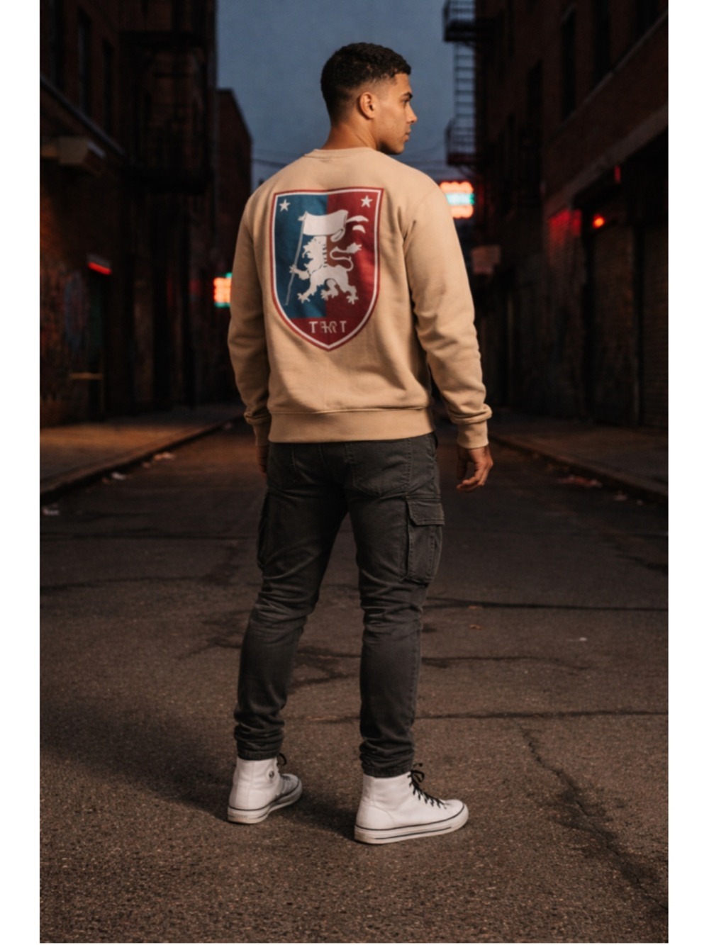 THRT Streetwear Crewneck Sweatshirt Large Tan Beige Lion Crest Graphic Cotton
